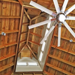 Sandridge House – interior design detail with wood elements and accent décor by Hugo Coello Architects